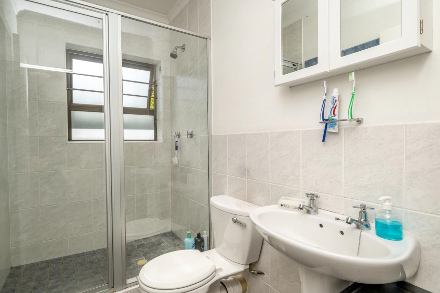 3 Bedroom Property for Sale in De Oude Spruit Western Cape